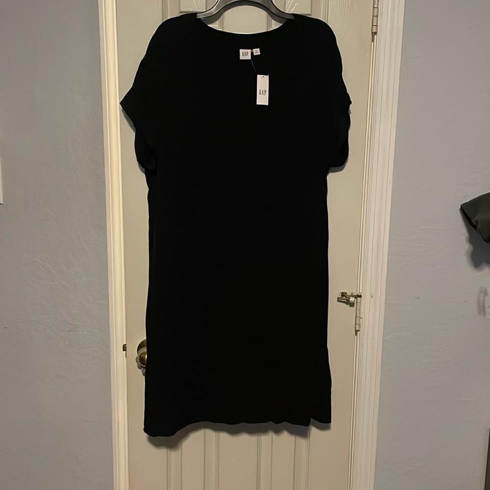 GAP Black V Neck Dress Large /Tall